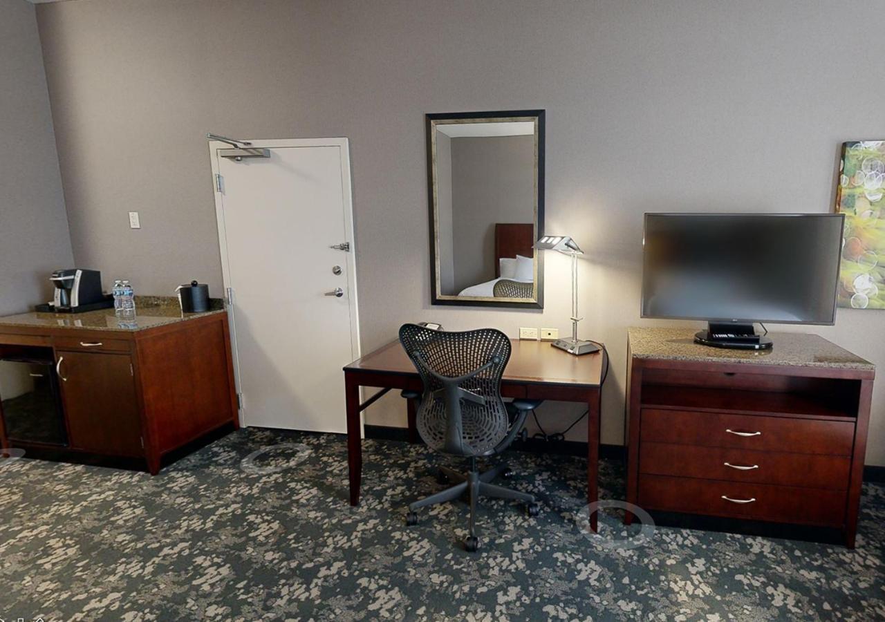 Hilton Garden Inn Detroit/Novi Dış mekan fotoğraf